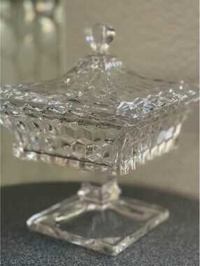 Fostoria American Small Wedding Bowl With Lid 8”